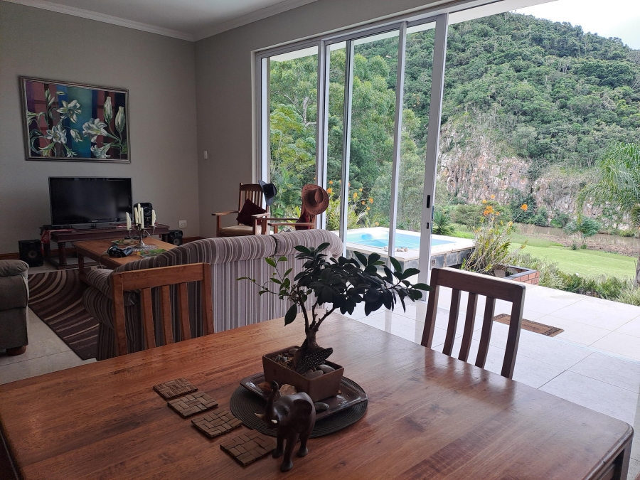 10 Bedroom Property for Sale in Dorchester Heights Eastern Cape